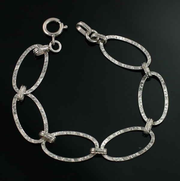 Vintage Sterling Silver Deco Decorative Link Bracelet  