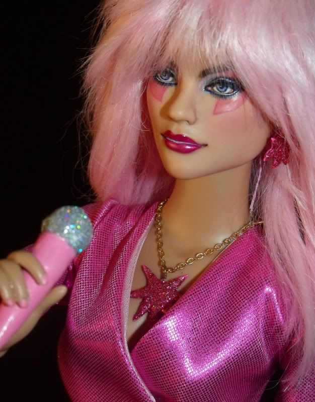   Tonner Jem and the Holograms Art Collector Doll Repaint NR  
